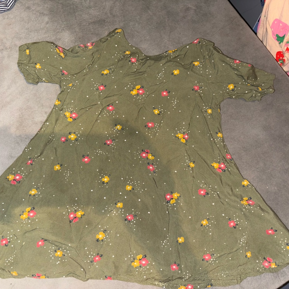 18-24 light weight dress